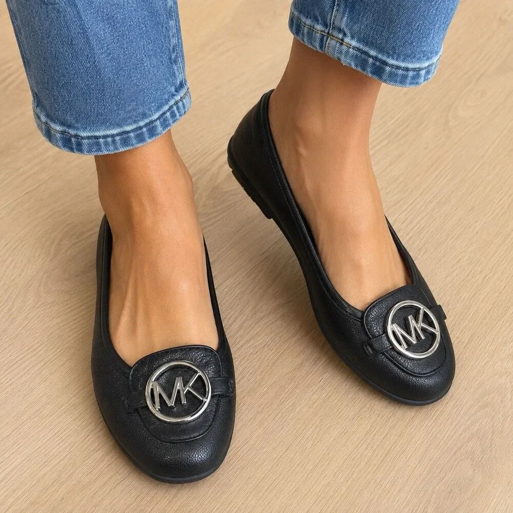 Michael Kors Ballet Flats Driving Shoes MK Silver Tone Logo Charm Black Size 6M